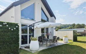 Gorgeous Home In Wapnica With Wifi, Wapnica